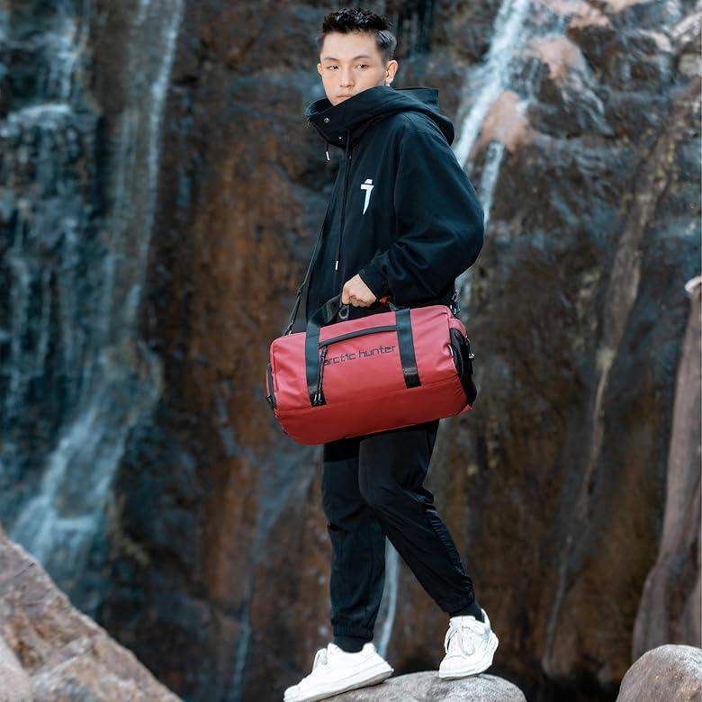 حقيبة رياضية فاخرة مقاومة للماء بسعة 25 لترًا مع حجرة للأحذية وأشرطة قابلة للفصل للرجال والنساء - Arctic Hunter LX00537 / Premium 25L Water-Resistant Gym Bag with Shoe Compartment and Detachable Straps for Men and Women - Arctic Hunter LX00537 - Sooqja سوقجة