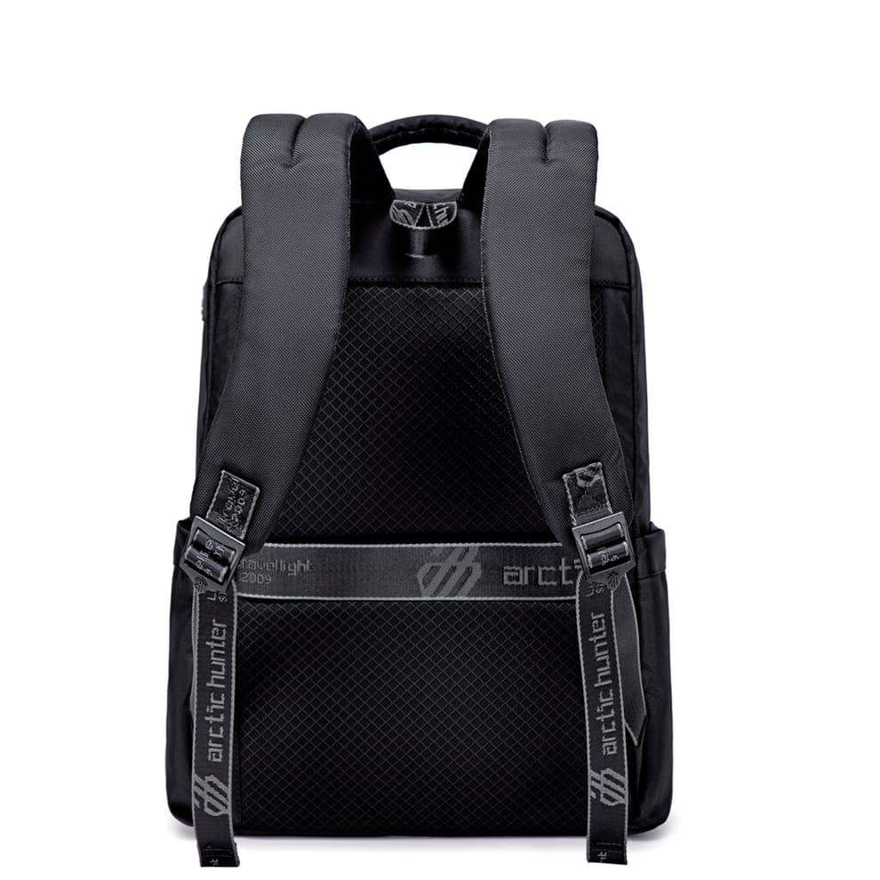 حقيبة ظهر Arctic Hunter B00478 خيارك المثالي للحياة اليومية / Arctic Hunter B00478 Bag Your perfect choice for everyday life - Sooqja سوقجة