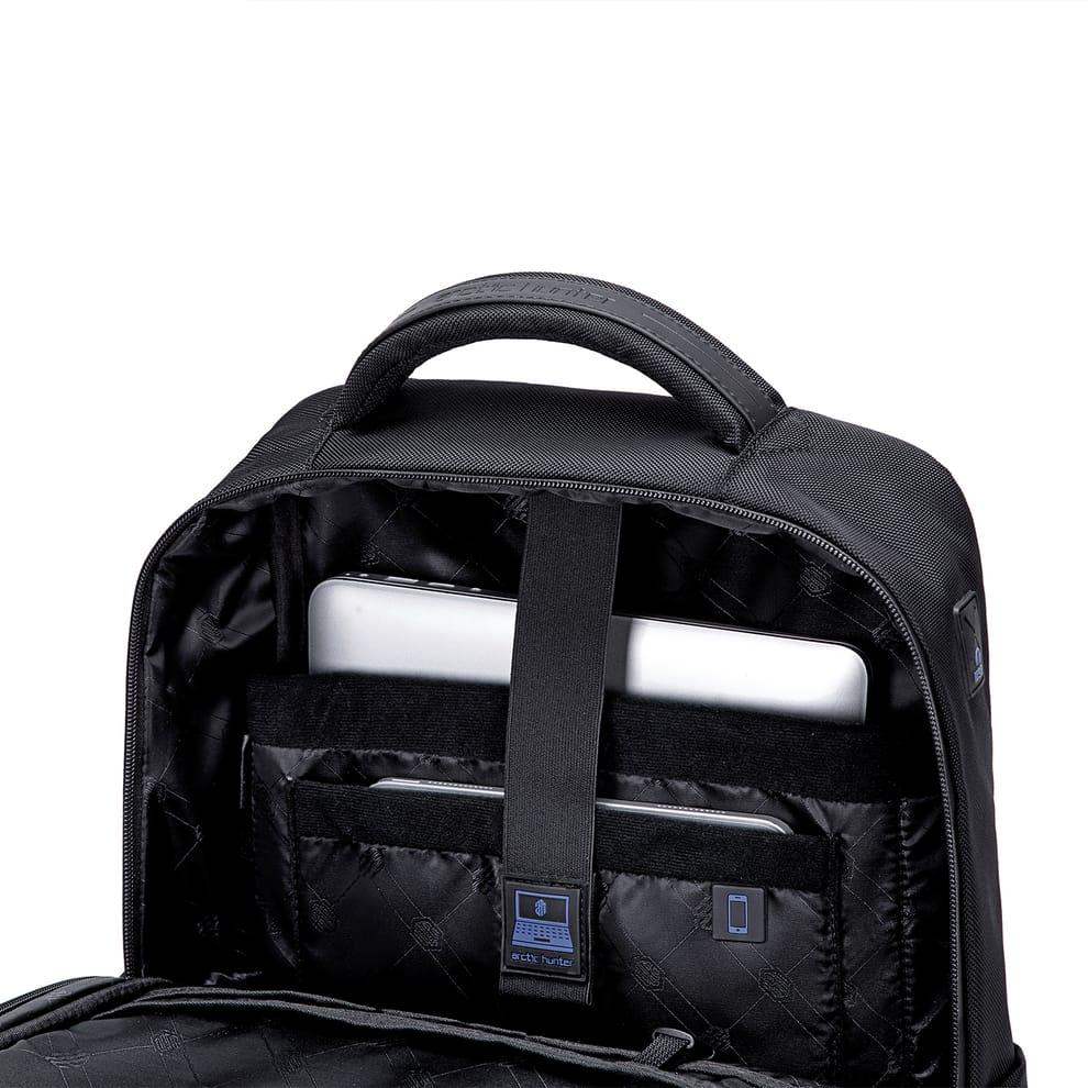 حقيبة ظهر Arctic Hunter B00478 خيارك المثالي للحياة اليومية / Arctic Hunter B00478 Bag Your perfect choice for everyday life - Sooqja سوقجة
