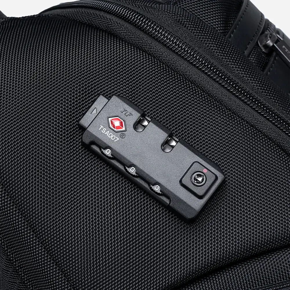 حقيبة ظهر Arctic Hunter B00682 للسفر والاستخدام اليومي / Arctic Hunter B00682 Backpack for Travel and Everyday Use - Sooqja سوقجة