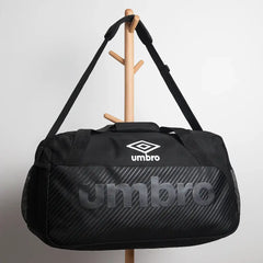 حقيبة رياضية Umbro – تصميم أنيق لأداء مثالي - Sooqja سوقجة