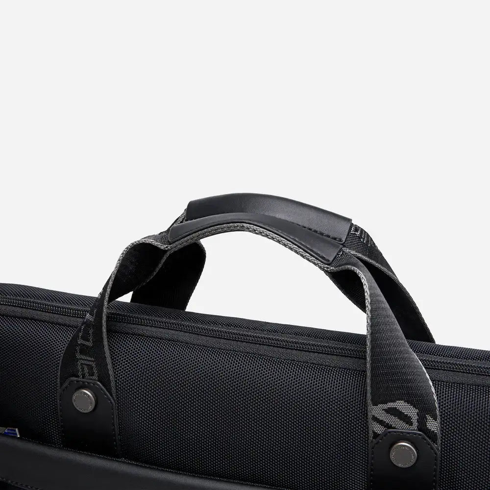 حقيبة كمبيوتر محمول مقاومة للماء مقاس 15.6 بوصة من Arctic Hunter GW00022 / Arctic Hunter GW00022 Business Water Resistant 15.6-inch Laptop Briefcase - Sooqja سوقجة
