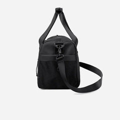 حقيبة رياضية فاخرة مقاومة للماء بسعة 25 لترًا مع حجرة للأحذية وأشرطة قابلة للفصل للرجال والنساء - Arctic Hunter LX00537 / Premium 25L Water-Resistant Gym Bag with Shoe Compartment and Detachable Straps for Men and Women - Arctic Hunter LX00537 - Sooqja سوقجة