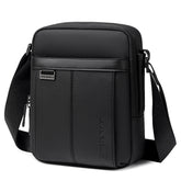 حقيبة كتف Arctic Hunter KB00942 – عملية وخفيفة بسعة 3.8 لتر