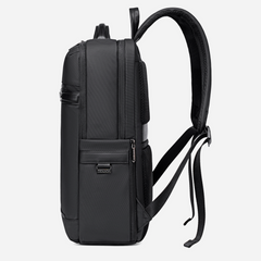 حقيبة ظهر Arctic Hunter B00872 بتصميم نحيف سعة 15 لتر – مناسبة للابتوب 15.6 بوصة – خفيفة الوزن ومقاومة للماء