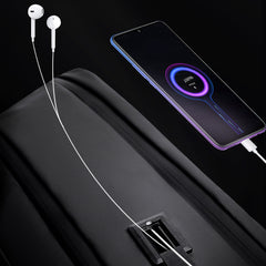 حقيبة كتف Arctic Hunter مضادة للسرقة ومقاومة للماء مقاس 15.6 بوصة مع جيوب متعددة ومنفذ USB مدمج للرجال والنساء، B00443 / Arctic Hunter Anti Theft 15.6 Inch Water Resistant Shoulder Bag with Multi-Pockets with built in USB Port for Men and Women, B00443