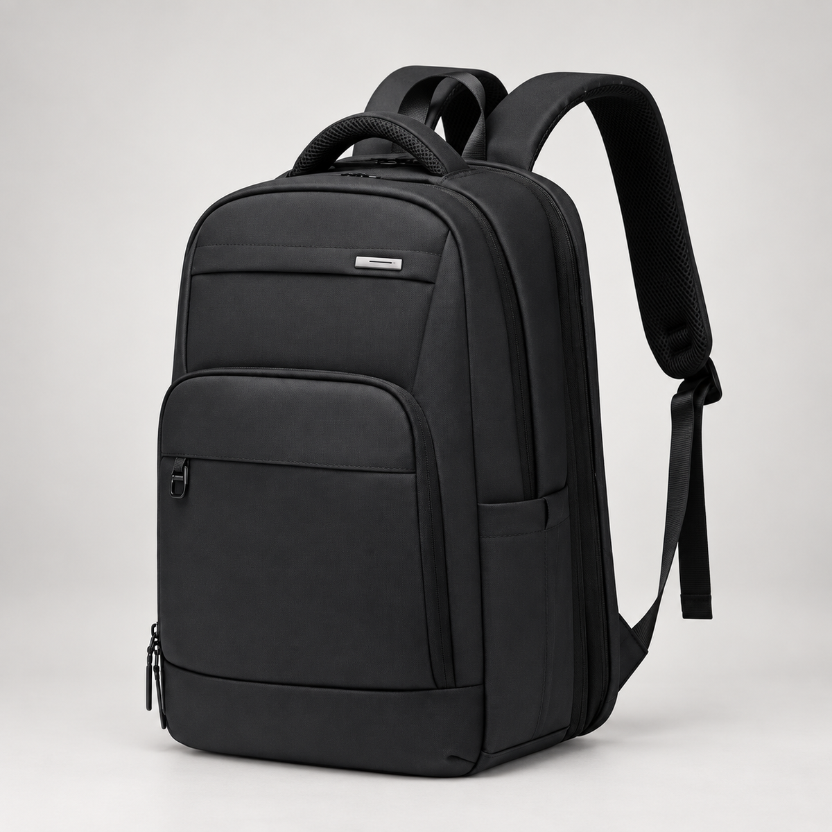 sqj-g4-arctic-01 حقيبة ظهر Arctic Hunter GB00708 سوداء بمنظور أمامي