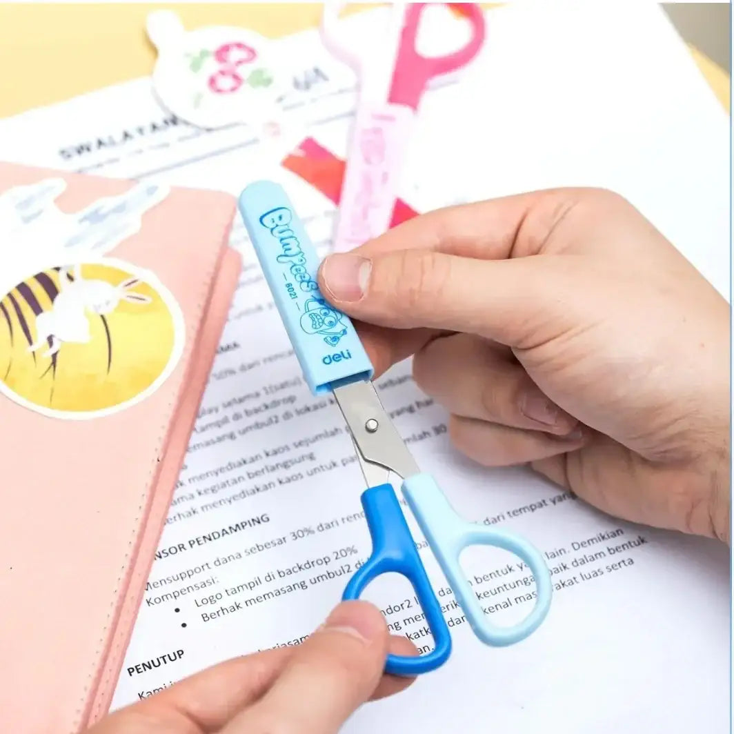 مقص ديلي Deli Scissors