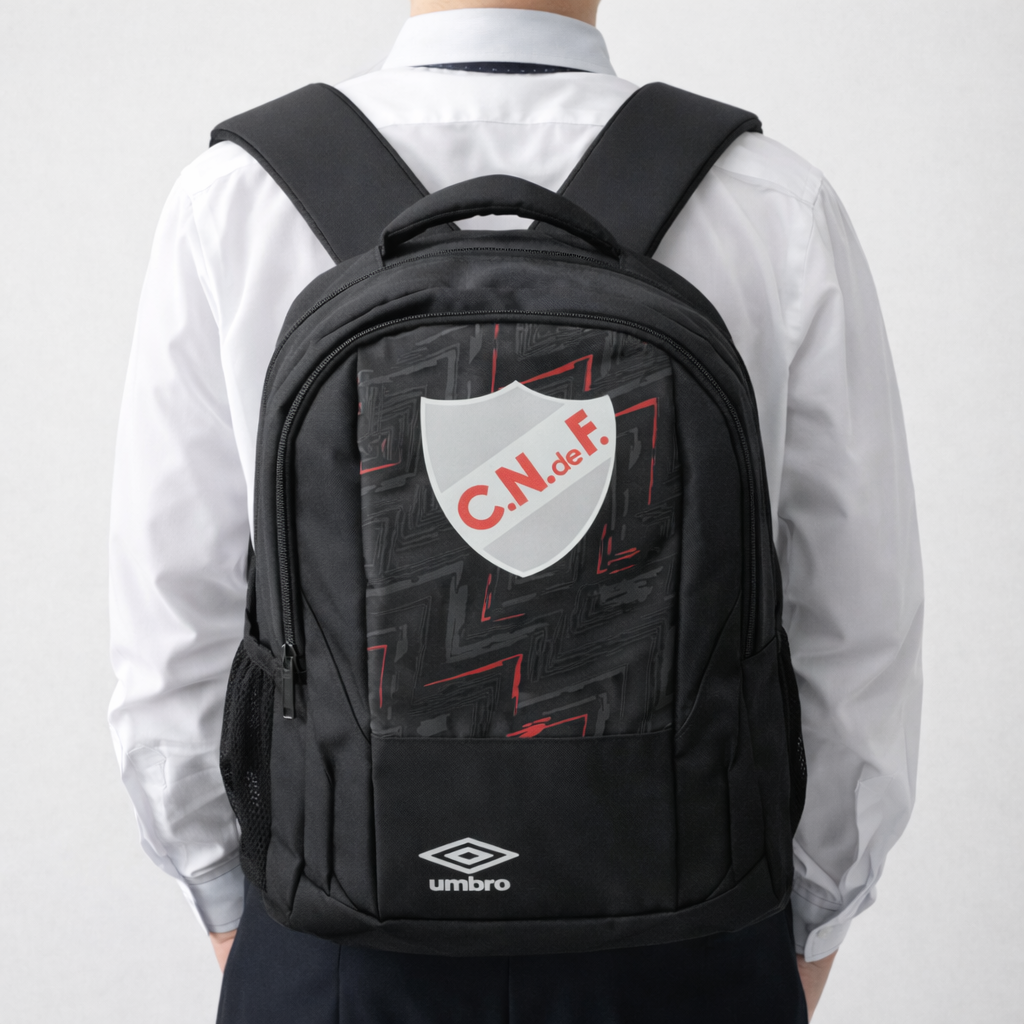 حقيبة ظهر Umbro سوداء