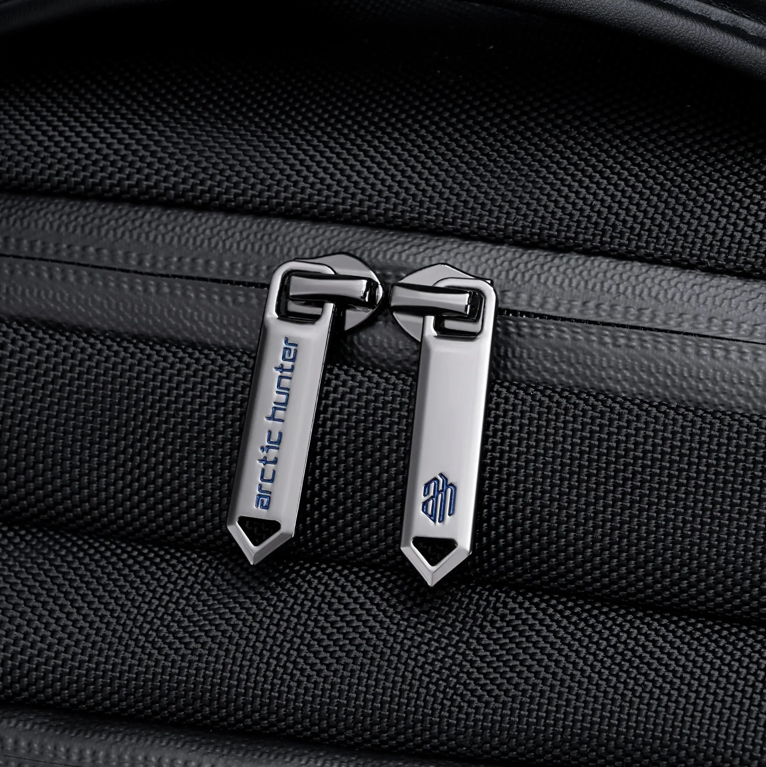 حقيبة ظهر Arctic Hunter B00670 متعددة الاستخدامات / Arctic Hunter B00670 Multi-Use Backpack - Sooqja سوقجة