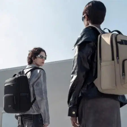 Arctic Hunter B00807 Business Backpack for Men Women 20L Back Compartments 15.6-inch Premium Laptop حقيبة ظهر Arctic Hunter B00807 للأعمال للرجال والنساء بسعة 20 لترًا مع حجرات خلفية للكمبيوتر المحمول مقاس 15.6 بوصة
