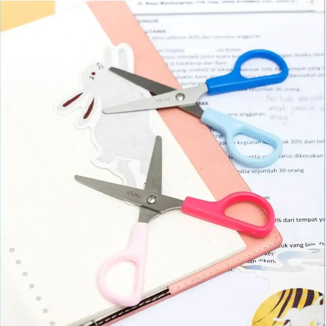 مقص ديلي Deli Scissors