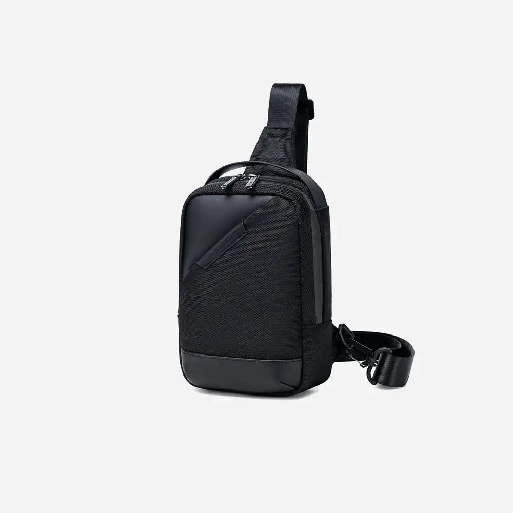 حقيبة الكتف Arctic Hunter XB00693 هي حقيبة أنيقة