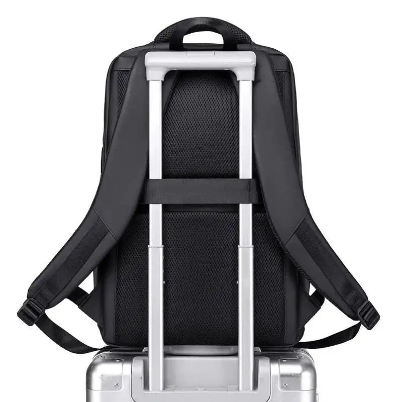 حقيبة ظهر Arctic Hunter GB00707 مقاومة للماء ومضادة للسرقة لأجهزة الكمبيوتر المحمولة مزودة بمنفذ شحن USB /Arctic Hunter GB00707 Water-Resistant Anti-Theft Laptop Backpack with USB Charging Port