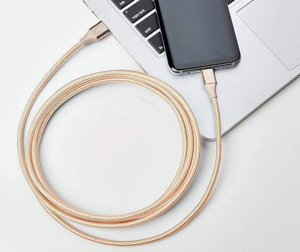كابل شحن ونقل بيانات USB-A إلى USB-C – من AmazonBasics
