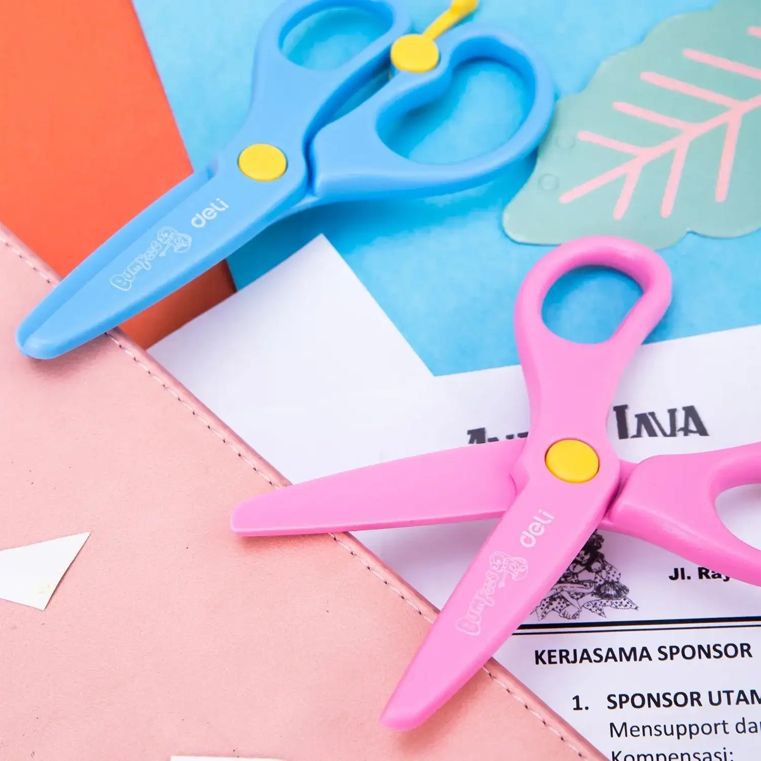 مقص ديلي Deli Scissors - Sooqja سوقجة